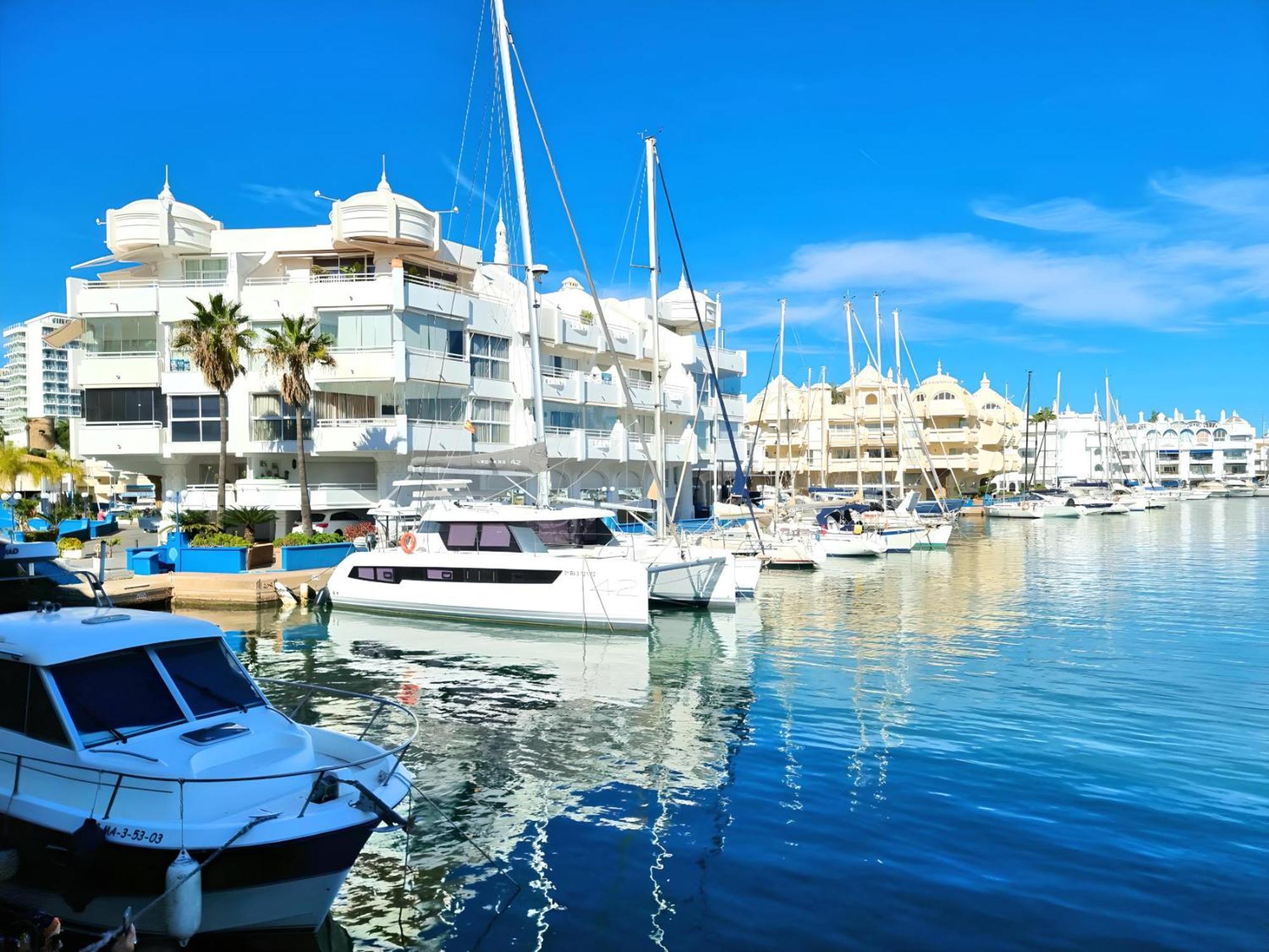 Stunning Home With Outdoor Swimmingpool, 4 Bedrooms And Wifi Benalmádena Exteriér fotografie